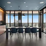 Brooklyn Serenity - Luxe Comfort With Top Amenities